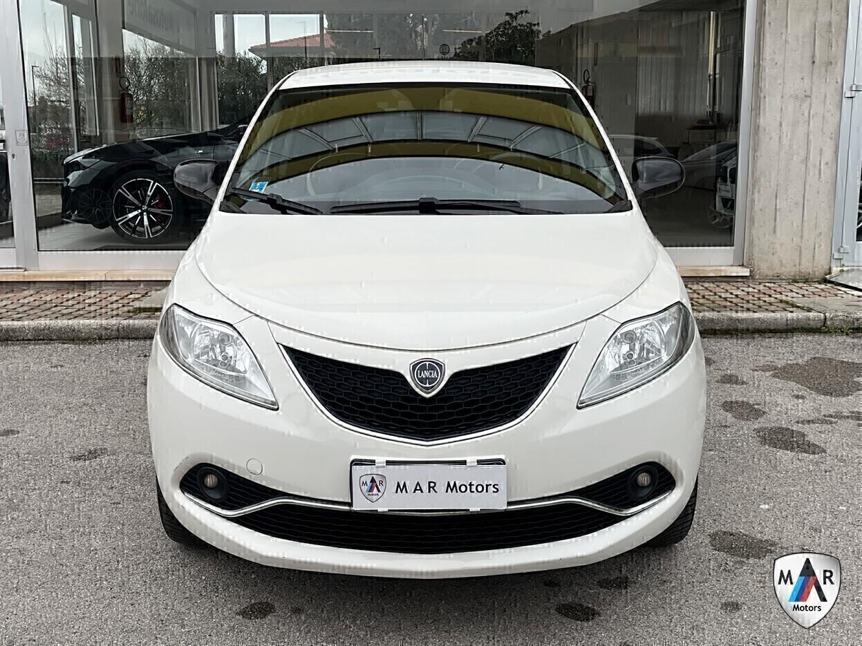 Lancia Ypsilon 0.9 TwinAir 85 CV 5 porte Metano Ecochic Gold