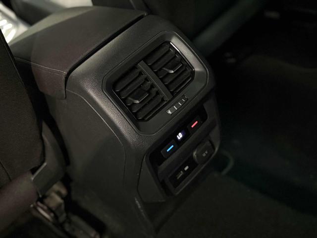 VOLKSWAGEN Tiguan 1.5 TSI Sport ACT BlueMotion Technology