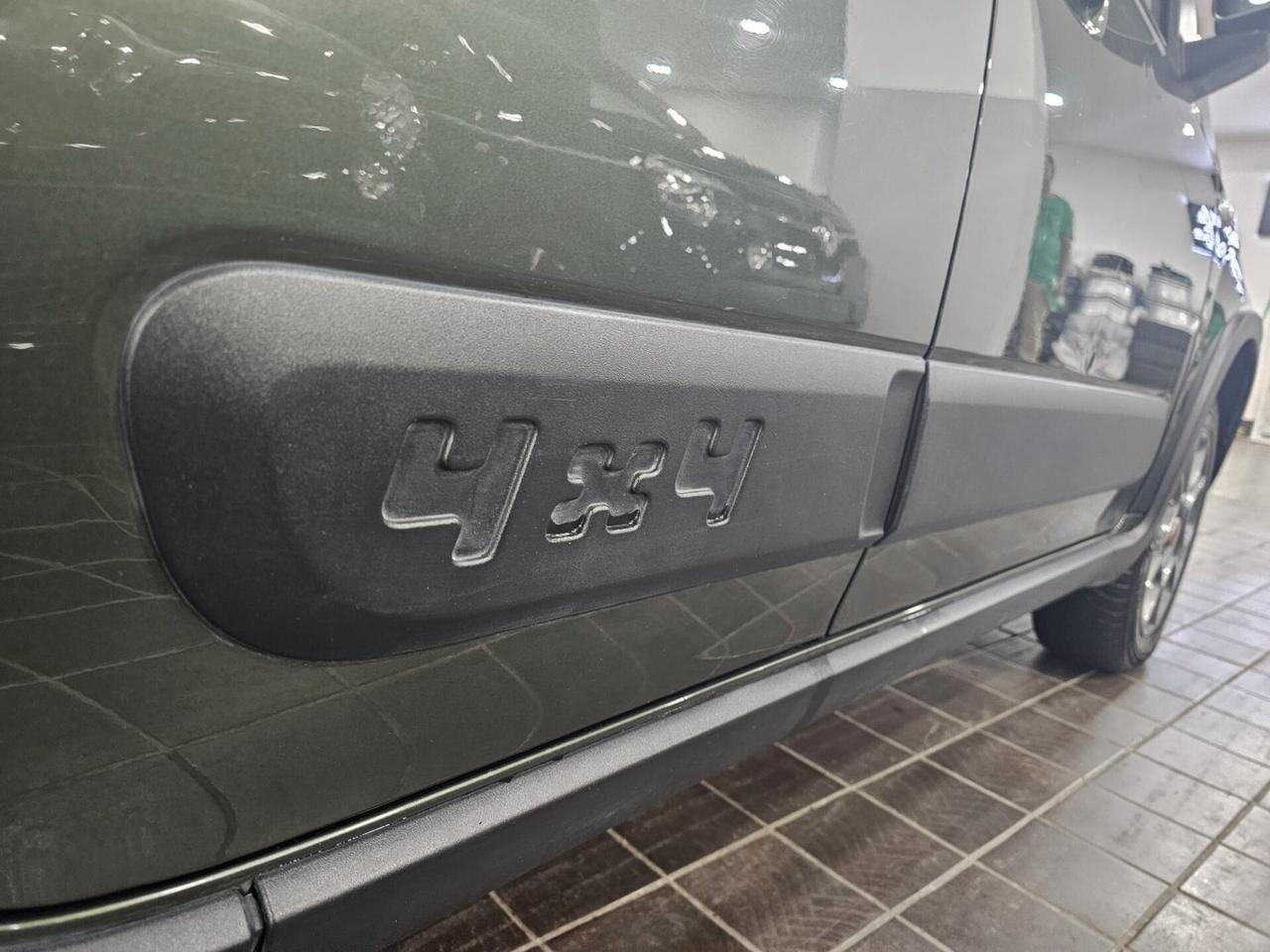 NUOVA FIAT PANDA CLIMBING 4X4 1.3 MJT 75CV - UFFICIALE ITALIANA