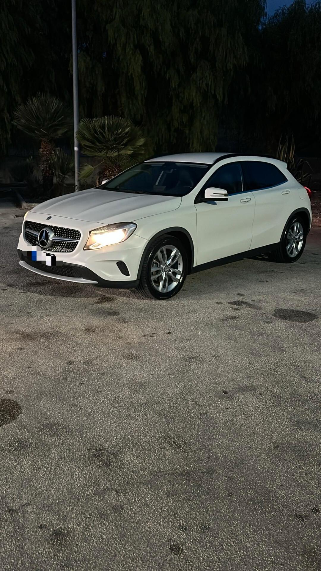 Mercedes-benz GLA 220 d Automatic 4Matic Sport