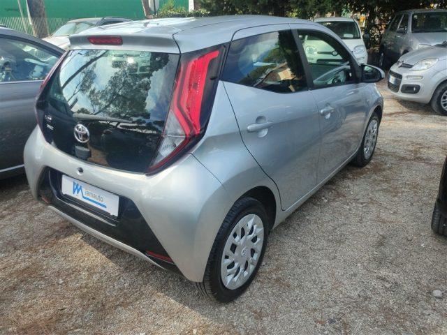 TOYOTA Aygo Connect 1.0 VVT-i CARPLAY,TELECAMERA,CLIMA ..