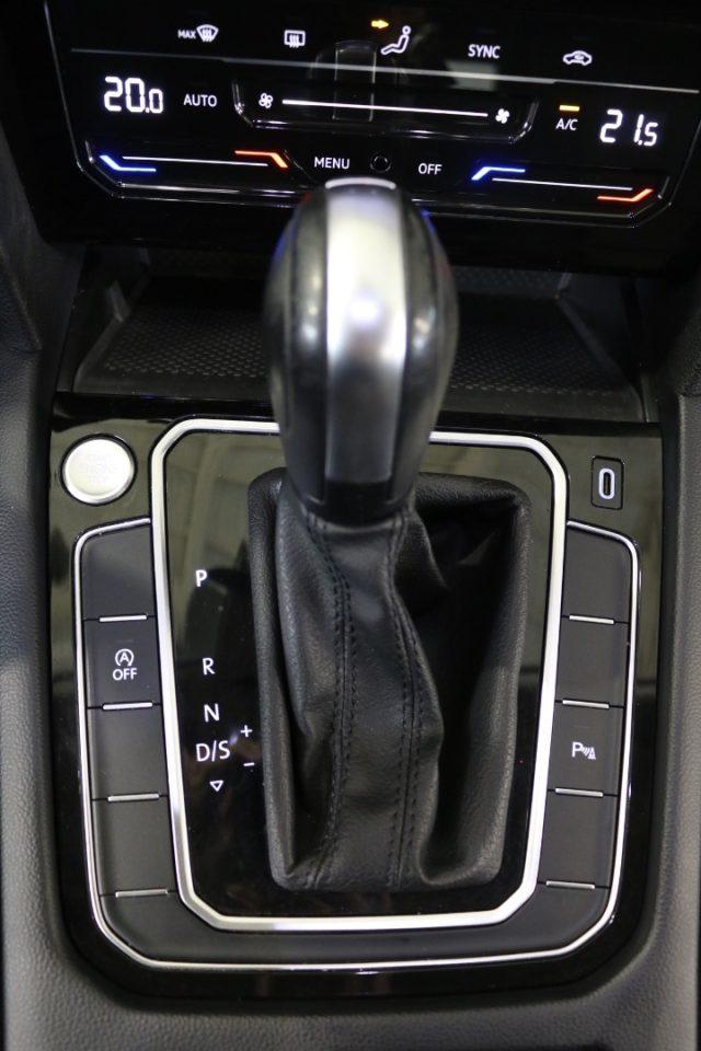 VOLKSWAGEN Passat Variant 2.0 TDI SCR EVO DSG Business "" BELL1SS1MA ""