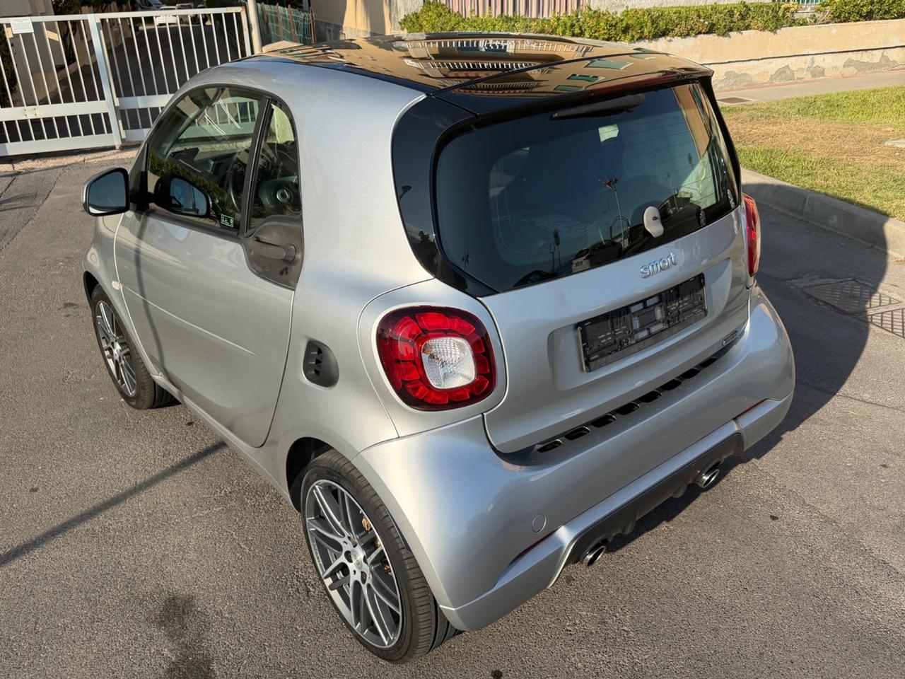 Smart ForTwo BRABUS 0.9 Turbo twinamic Xclusive