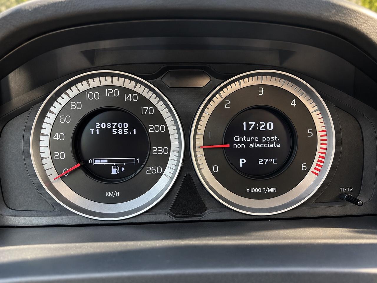 Volvo V60 D5 AWD Geartronic Summum 215 CV – Automatica 4x4 Tetto Apribile