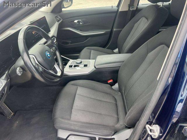 BMW 320 Serie 3 G21 2022 Touring 320e Touring auto - GT486