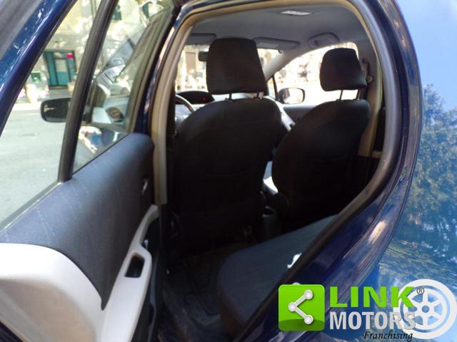 TOYOTA Yaris 1.4 D-4D 5 porte Solo PER NEOPATENTATI!