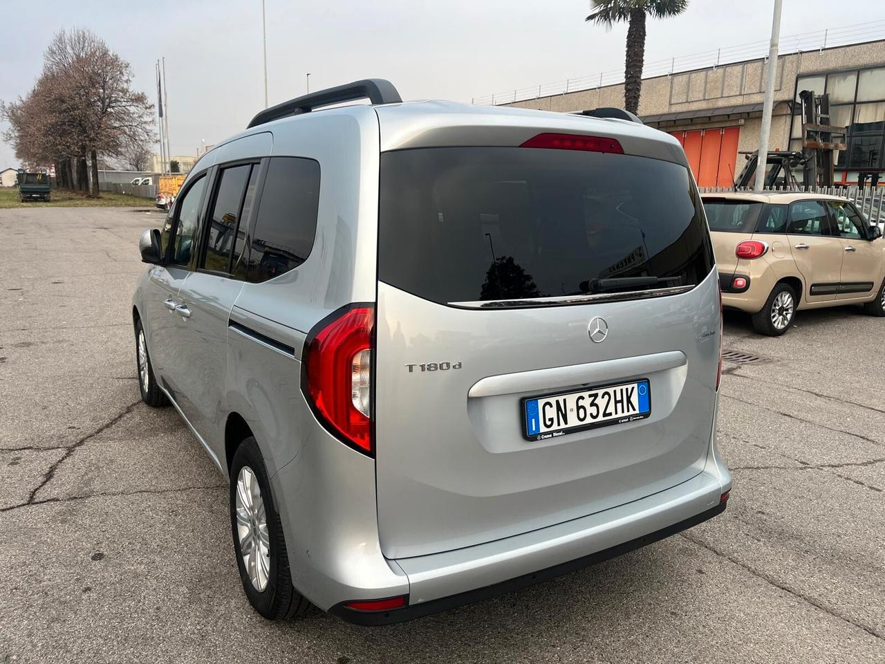 Mercedes-benz Classe T 180d