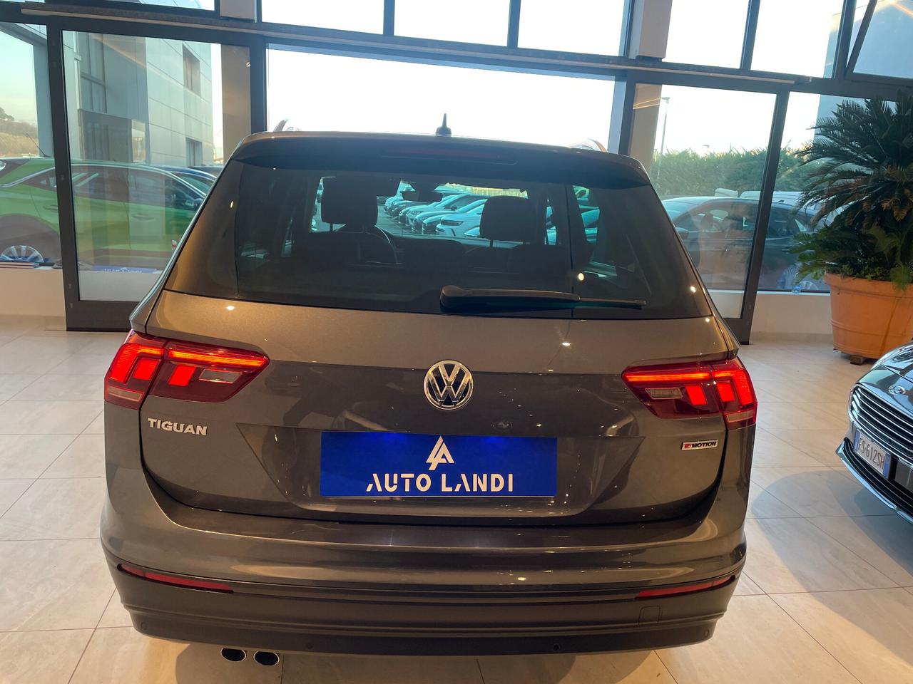 Volkswagen Tiguan 2.0 TDI SCR DSG 4MOTION Sport BMT