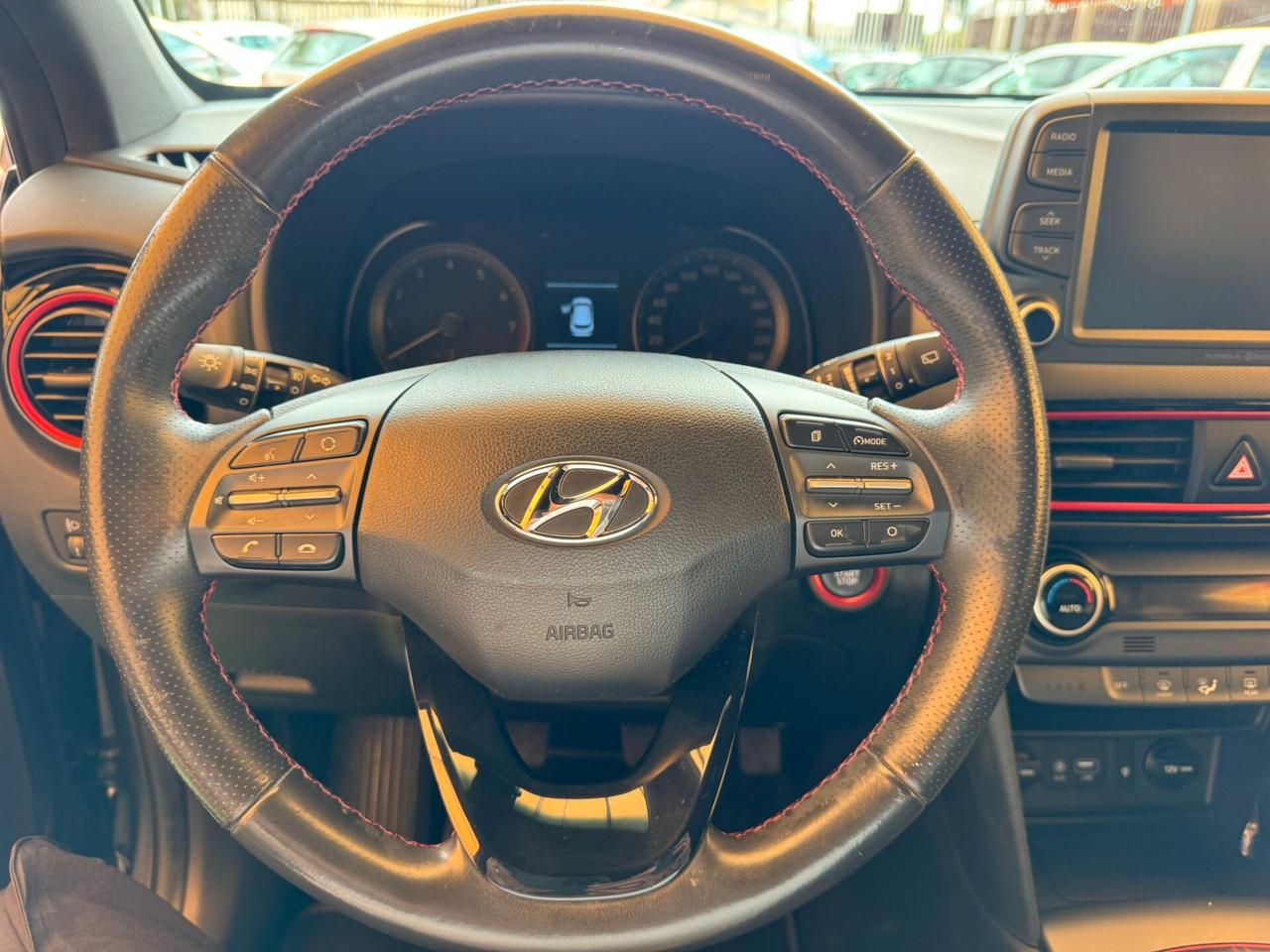 Hyundai Kona 1.0 T-GDI Xpossible