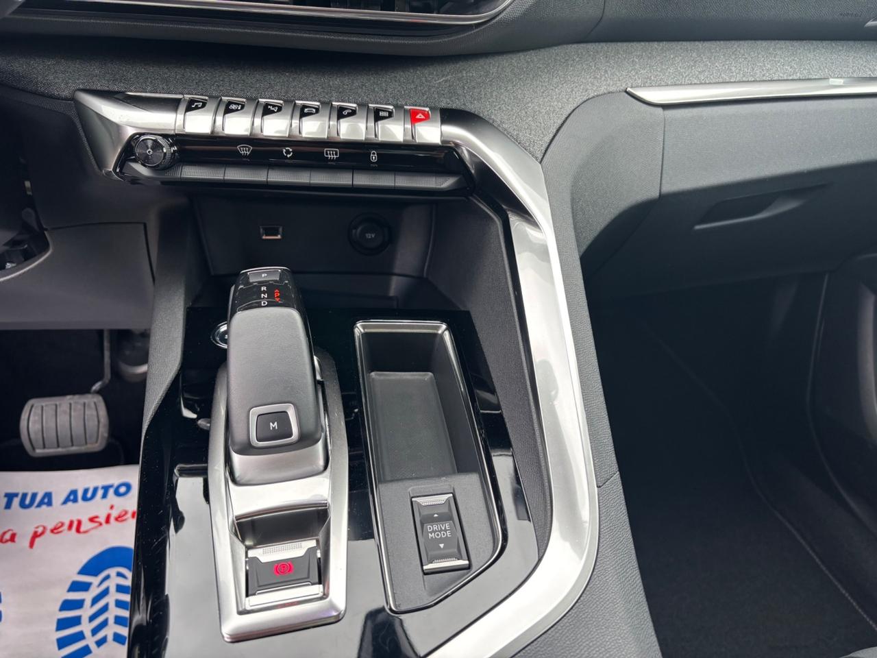 Peugeot 3008 BlueHDi 130 S&S EAT8 Allure