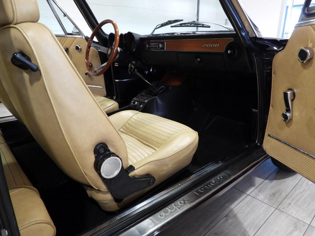Alfa Romeo Spider GT 2000 VELOCE TIPO 105.21