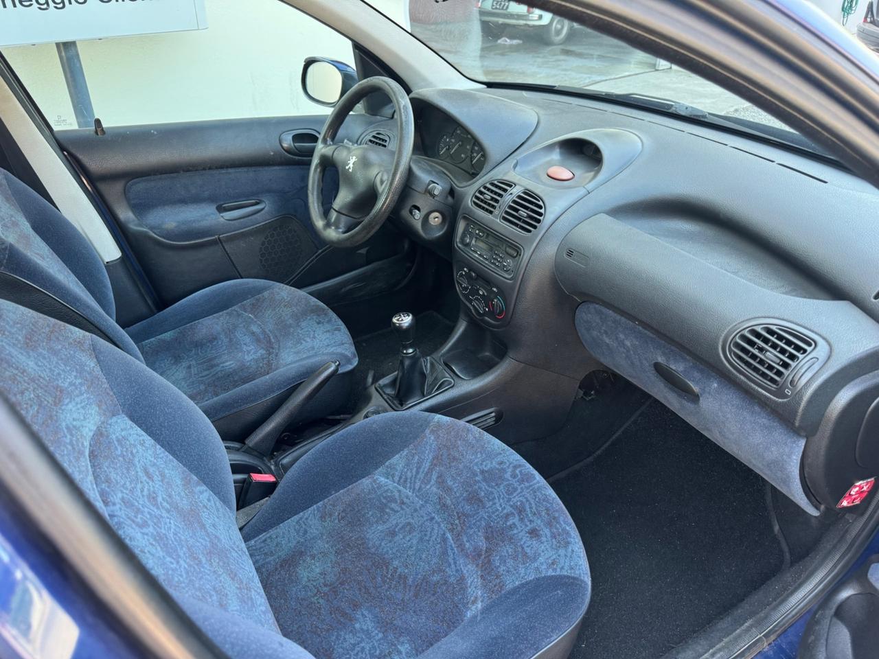 Peugeot 206 2.0 HDi 5p. XT