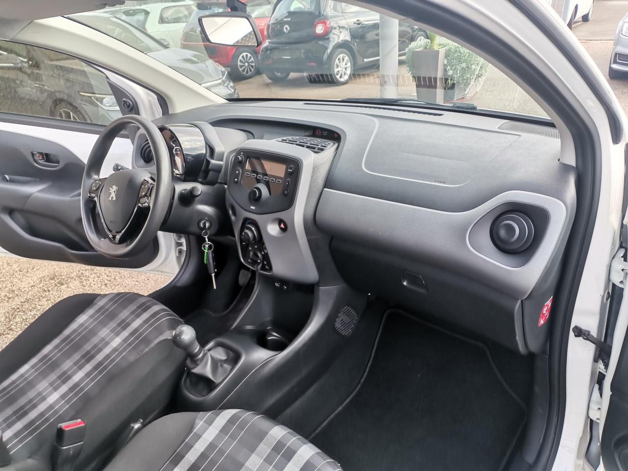 Peugeot 108 5 Porte 108 5p 1.0 vti Active