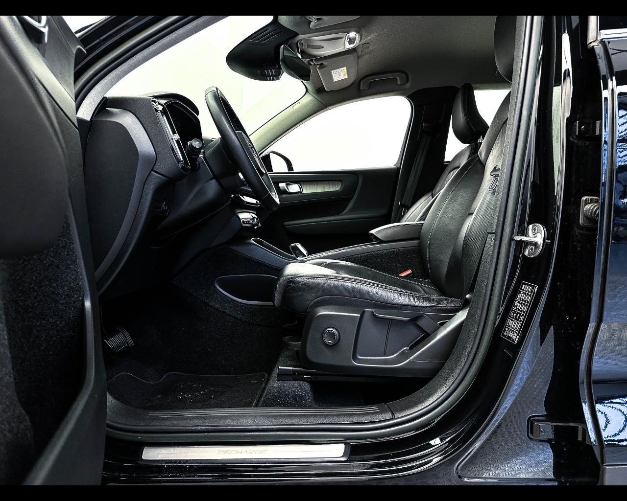 VOLVO XC40 (2017-->) - XC40 T5 Recharge Plug-in Hybrid automatico Plus Bright