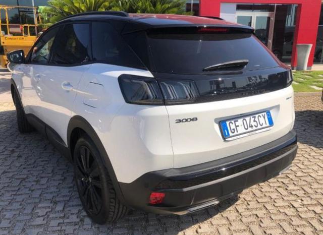 PEUGEOT 3008 Hybrid4 300 e-EAT8 GT Pack