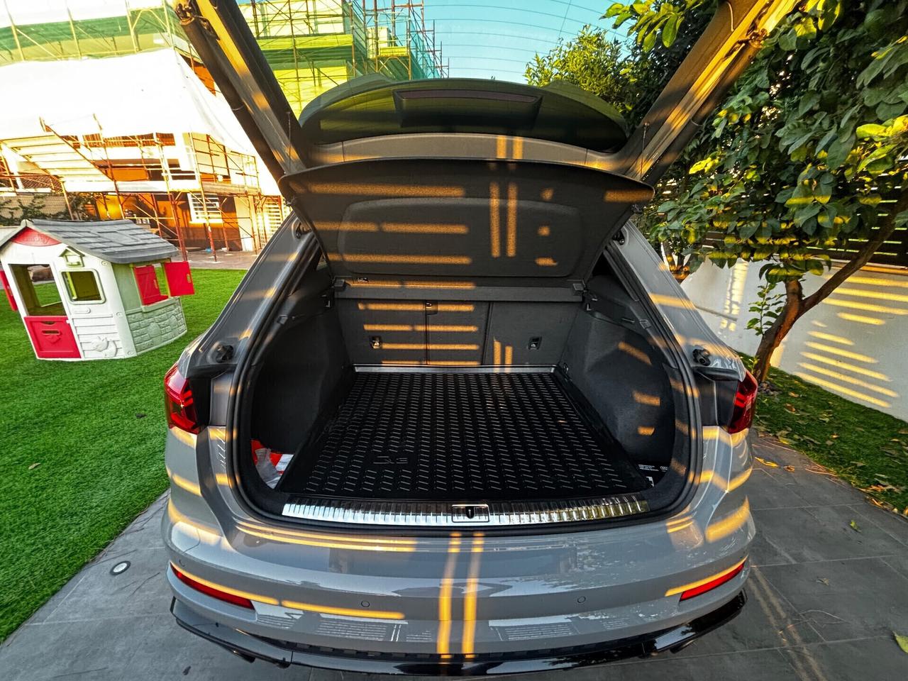 Audi Q3 RS Q3 quattro S tronic