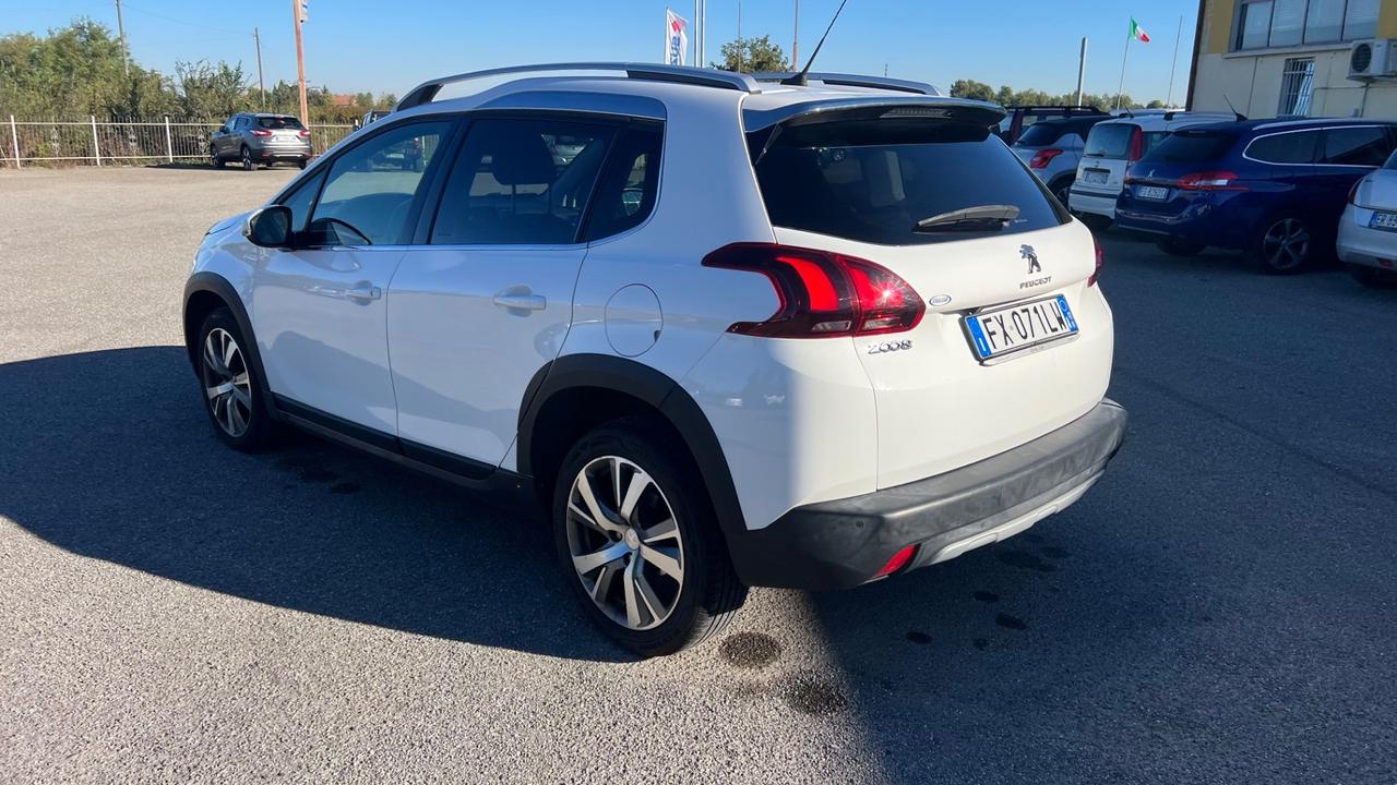 Peugeot 2008 BlueHDi 100 S&S Allure