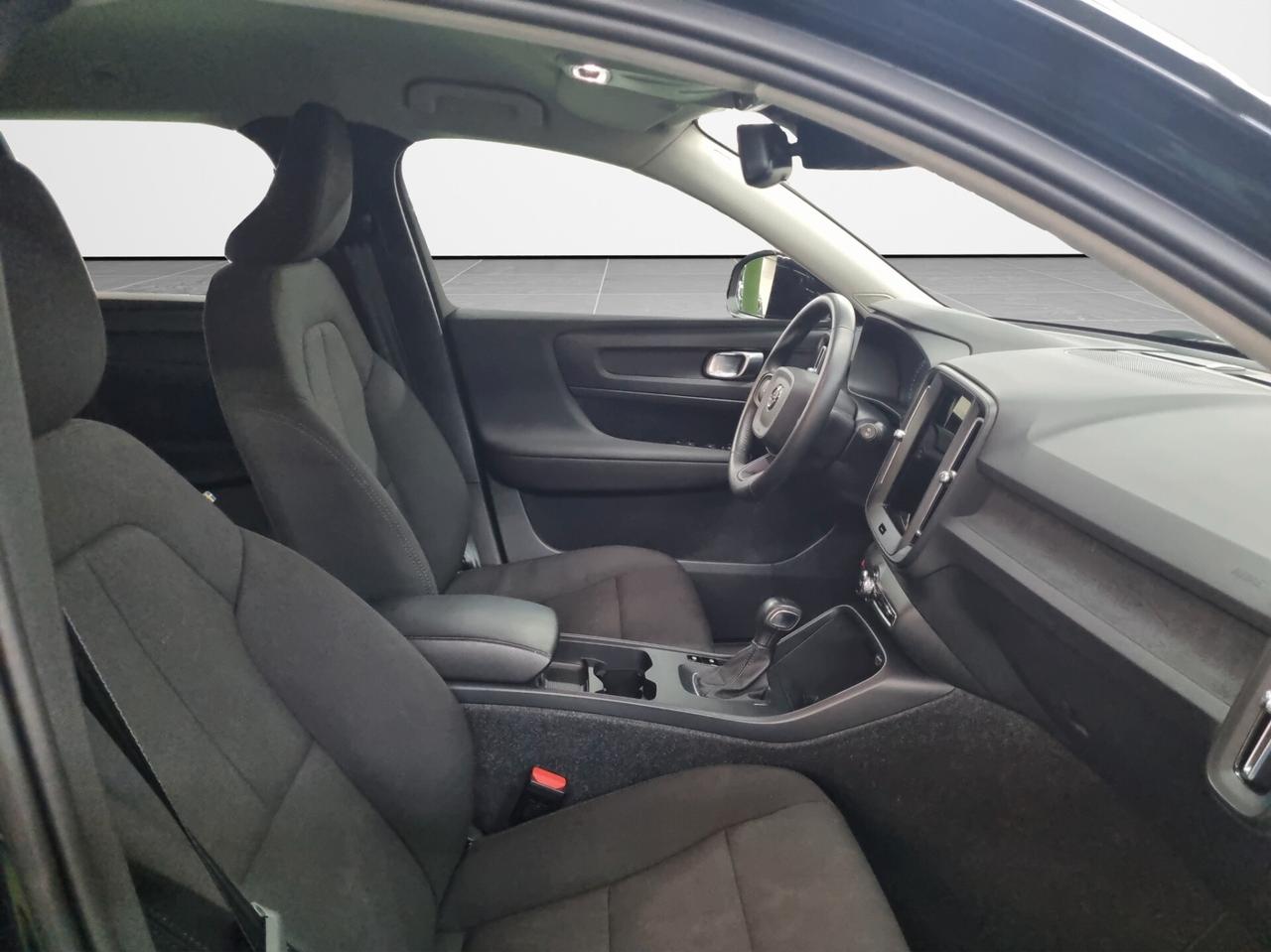 Volvo XC40 T2 Momentum Core