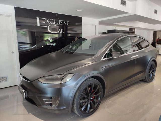 Tesla Model X 75D