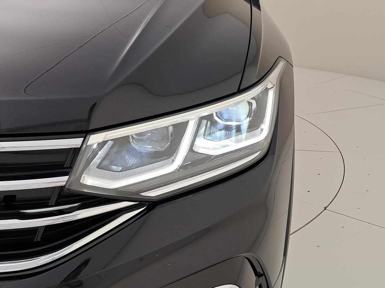 Volkswagen Tiguan 2.0 tdi r-line 150cv dsg