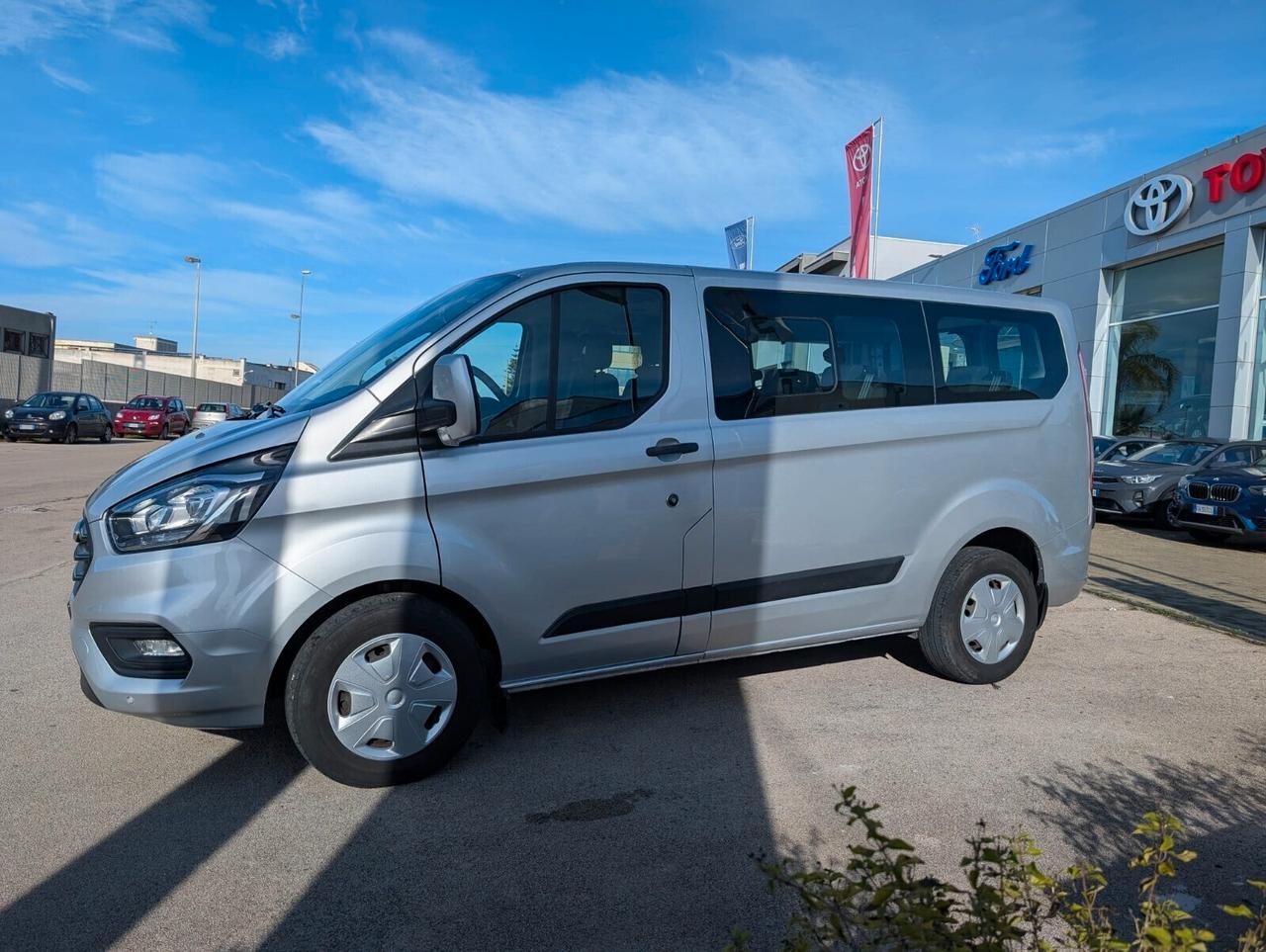 Ford Tourneo Custom 320 2.0 TDCi 130CV Trend