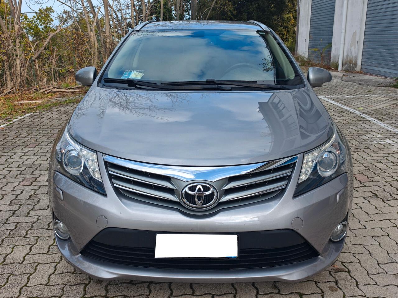 Toyota Avensis 2.0 D-4D Wagon