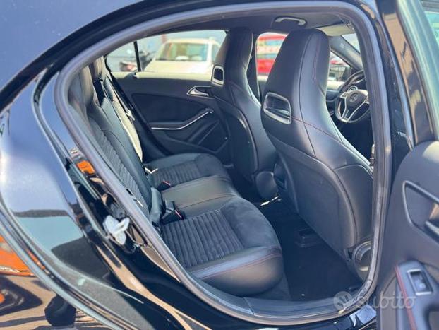 MERCEDES-BENZ A 200 CDI Premium AMG PARI AL NUOV