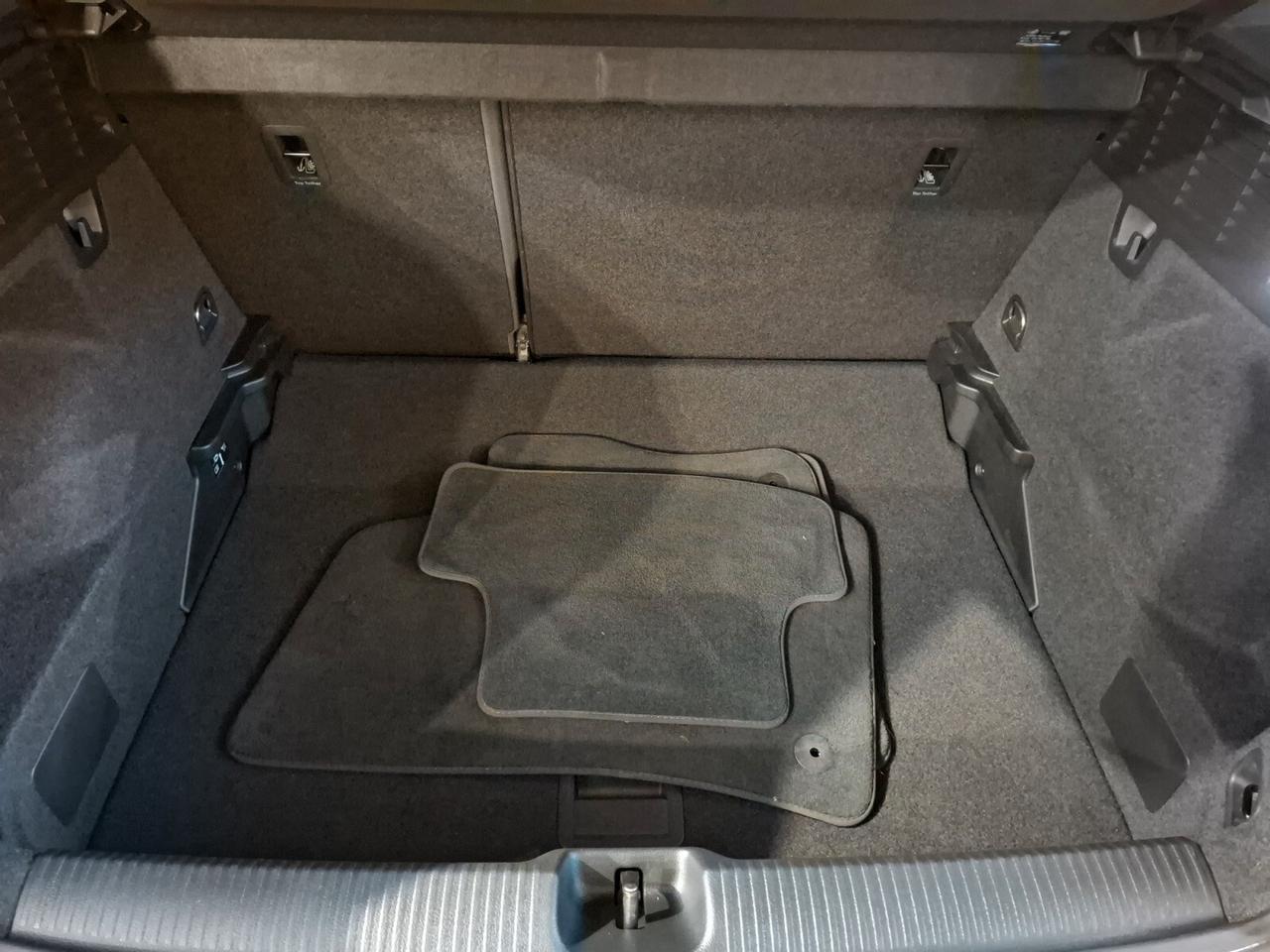 Audi Q2 30 TDI S tronic Business 116CV TAGLIANDI AUDI