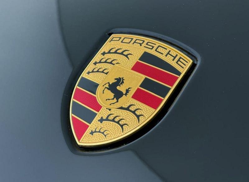 Porsche 911 Carrera 4S