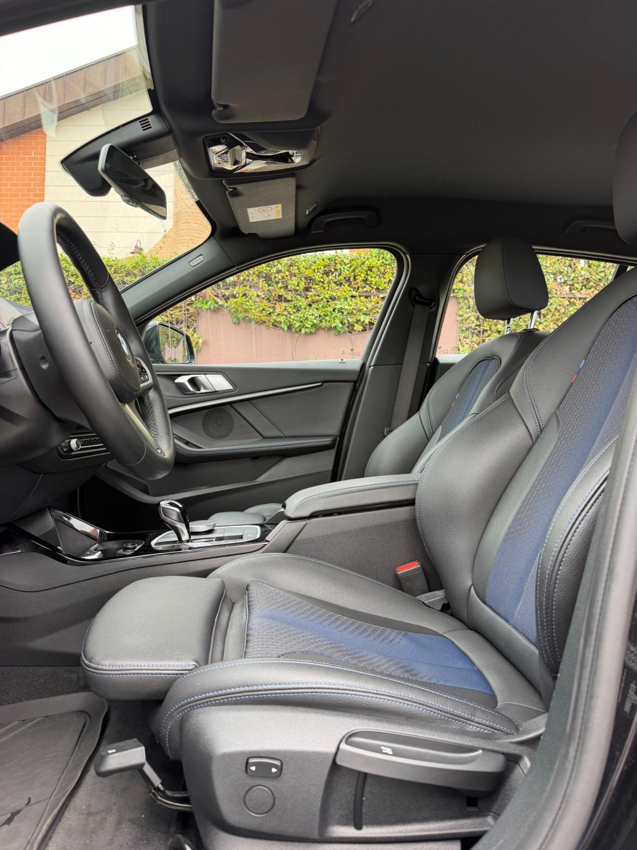 Bmw 116 116d 5p. Msport