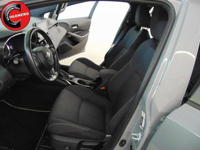 TOYOTA Corolla 1.8 Hybrid Business