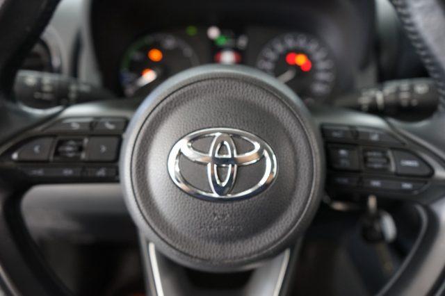 TOYOTA Yaris 1.5 Hybrid 5 porte Business Ufficiale Italia