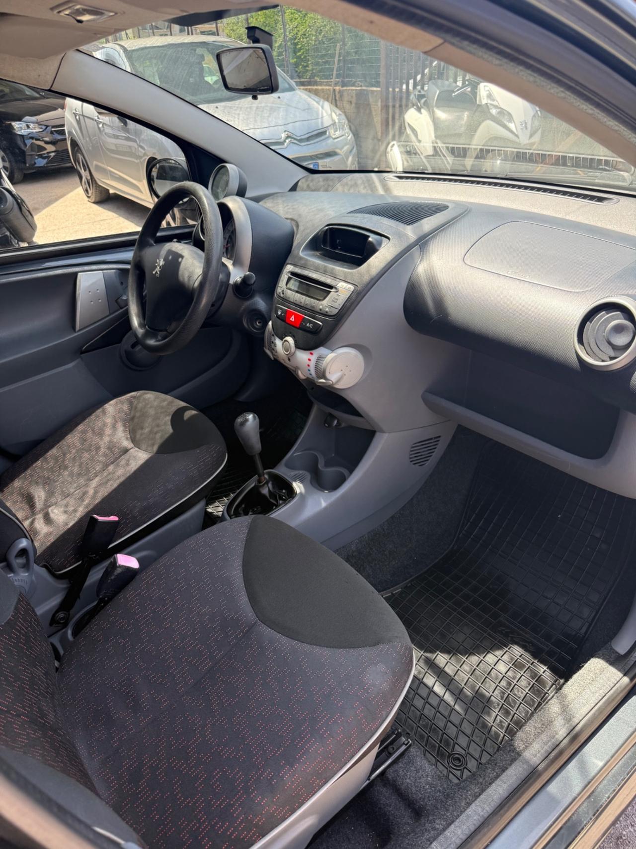 Peugeot 107 1.0 benzina unico proprietario del nord Italia