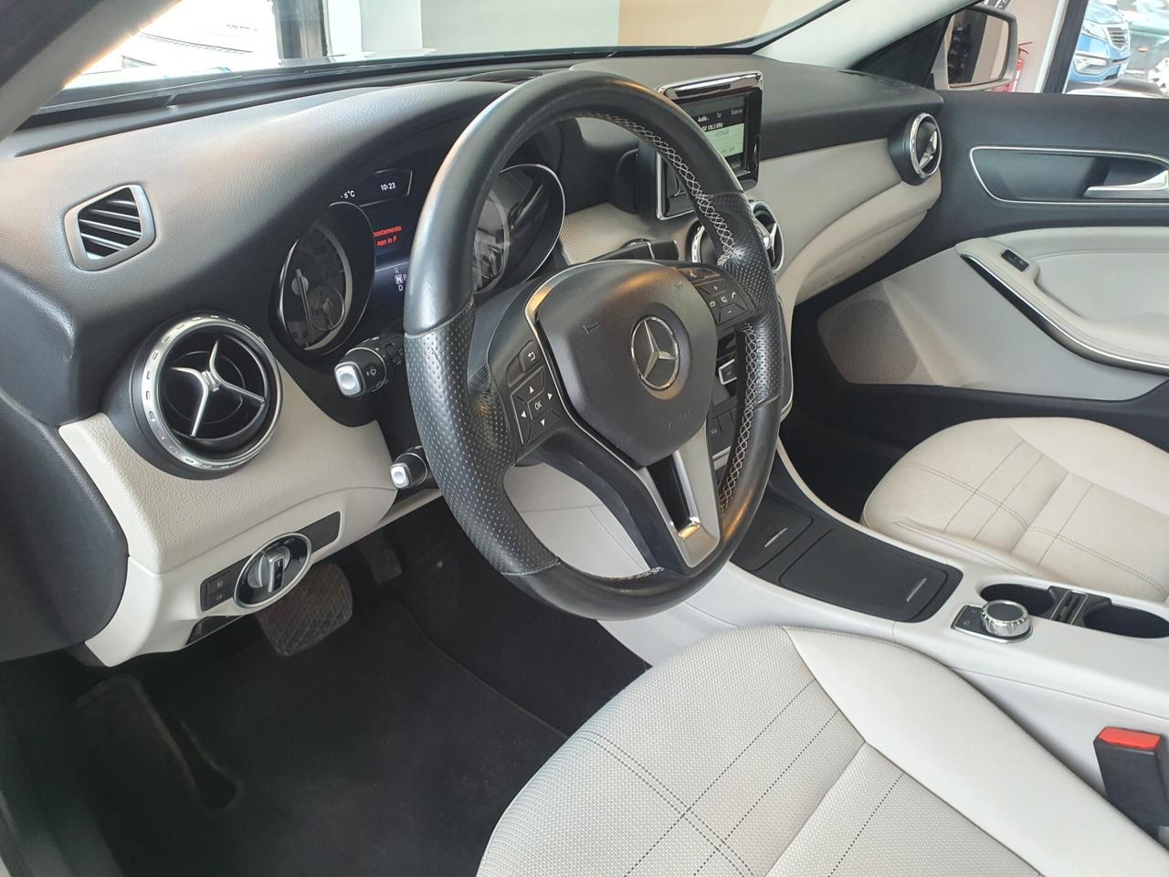 Mercedes-benz GLA 220 GLA 220 CDI Automatic 4Matic Premium