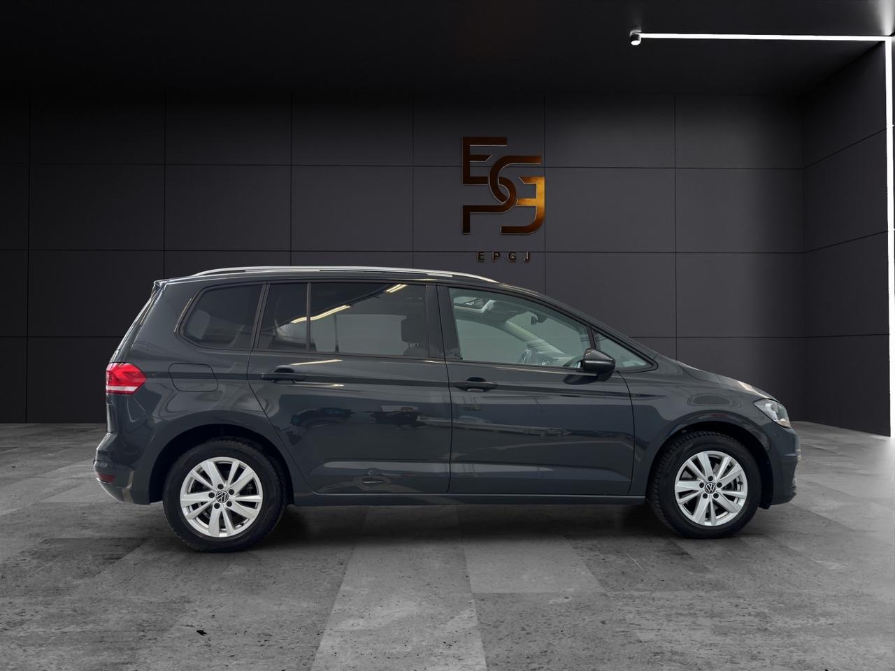 Volkswagen Touran 2.0 TDI 150 CV SCR DSG Executive BlueMotion Tech.