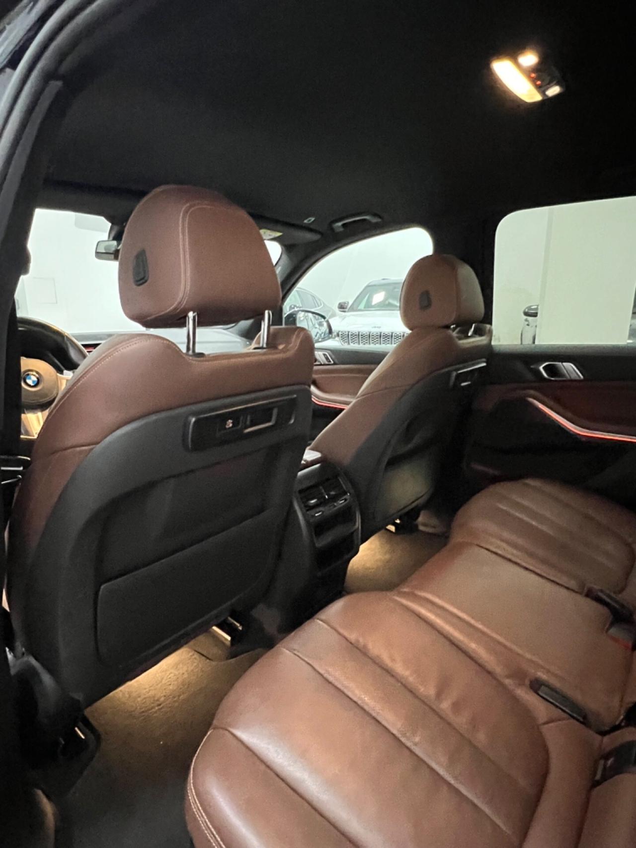 BMW X5 M 50d 7posti possibilità noleggio no scoring