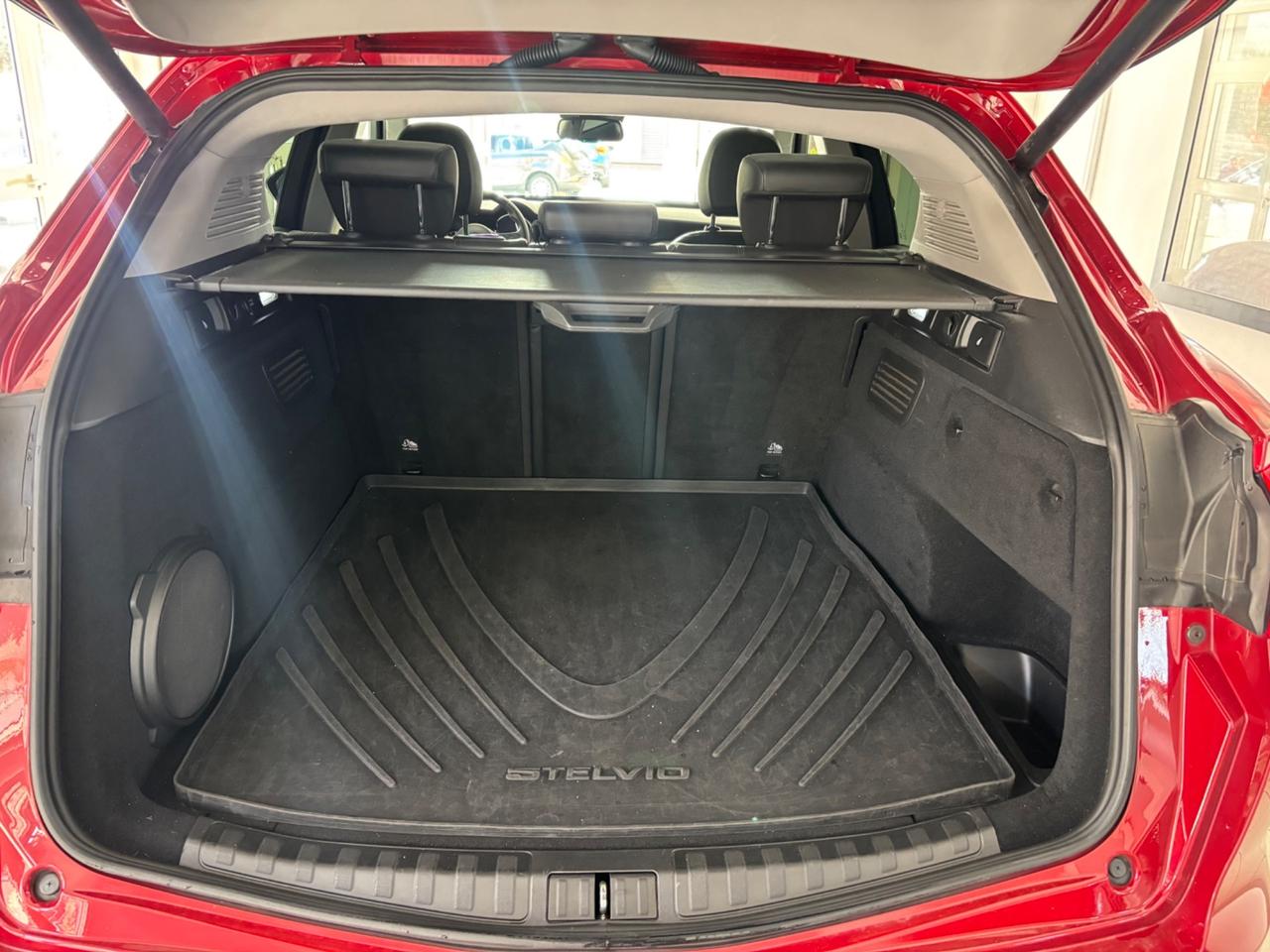 Alfa Romeo Stelvio 2.2 Turbodiesel 210 CV AT8 Q4 Super