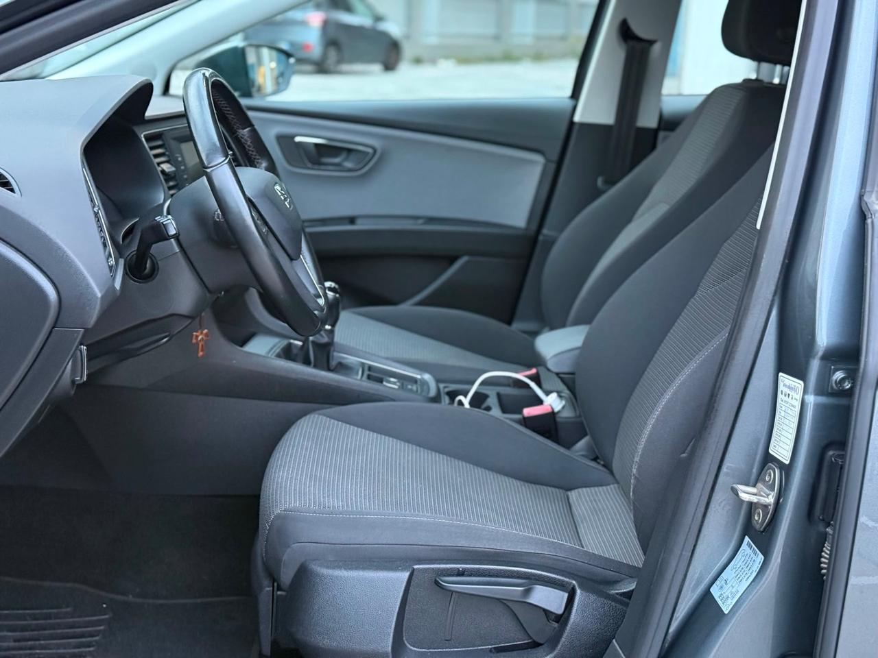 SEAT LEON 1.6 TDI 5 PORTE PRONTA CONSEGNA