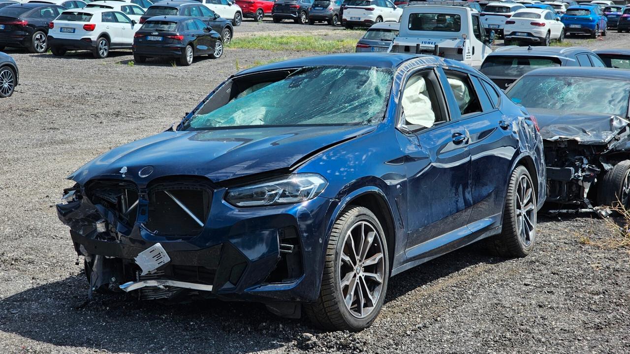 SINISTRATO Bmw X4 xDrive20d 48V Msport