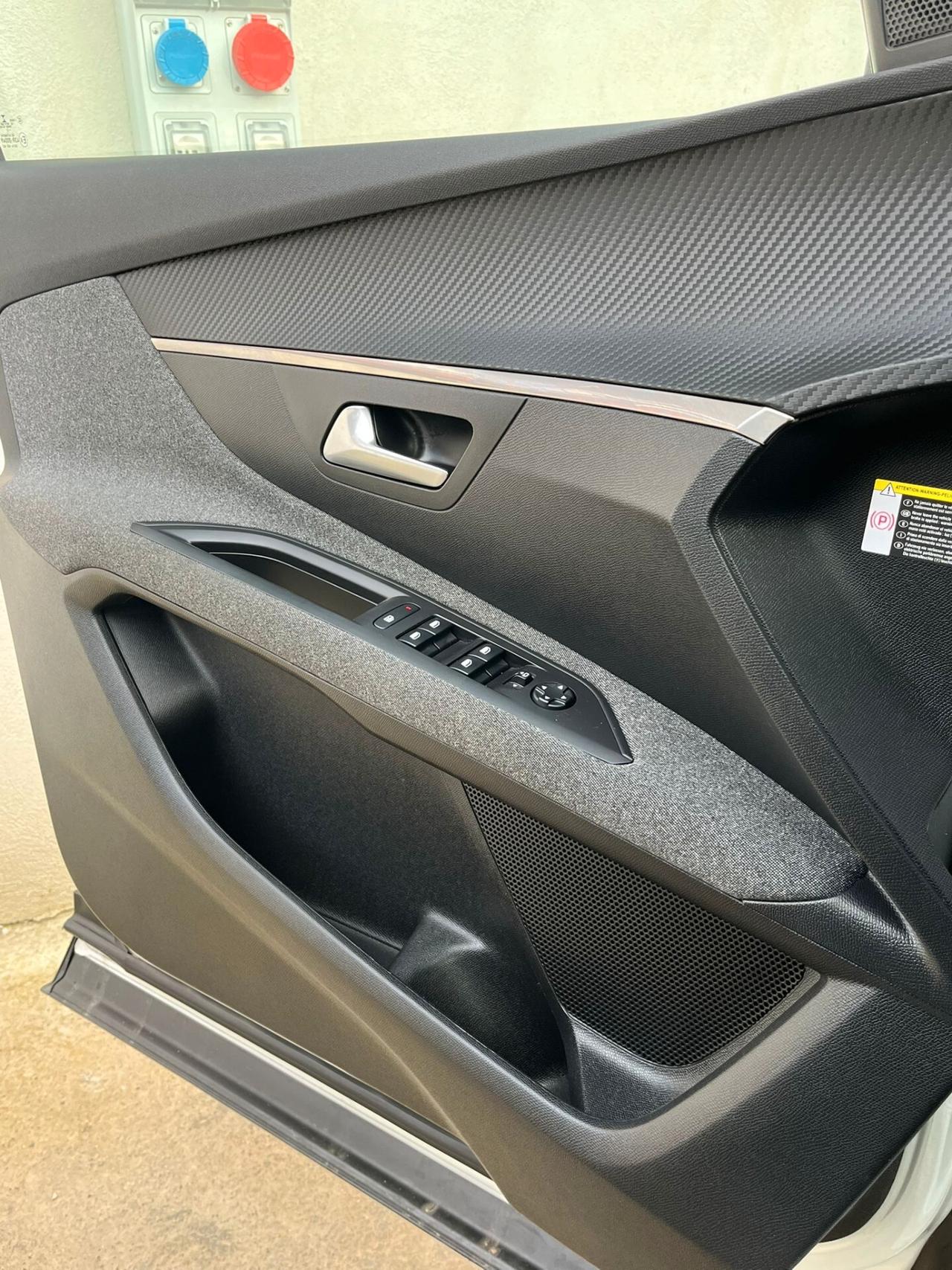 Peugeot 3008 BlueHDi 130 S&S Active Business