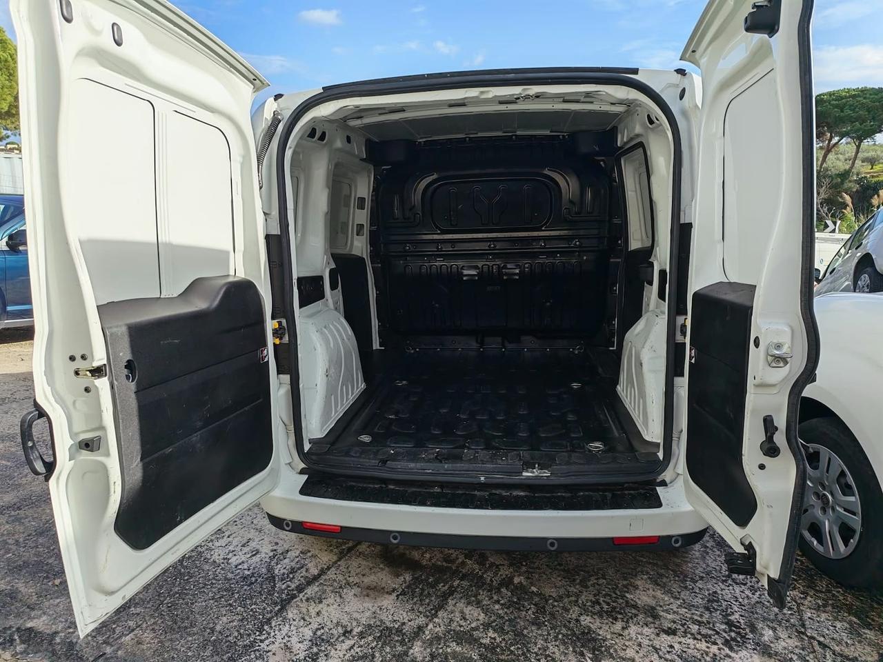 Fiat Doblo Doblò 1.3 MJT PC-TN Cargo Lamierato SX 3posti, 70.000km