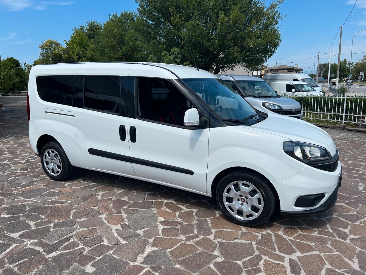 Fiat Doblo Maxi 1.6 MJT 101 CV PL Combi N1 Autocarro 5 posti **Km 18.600**
