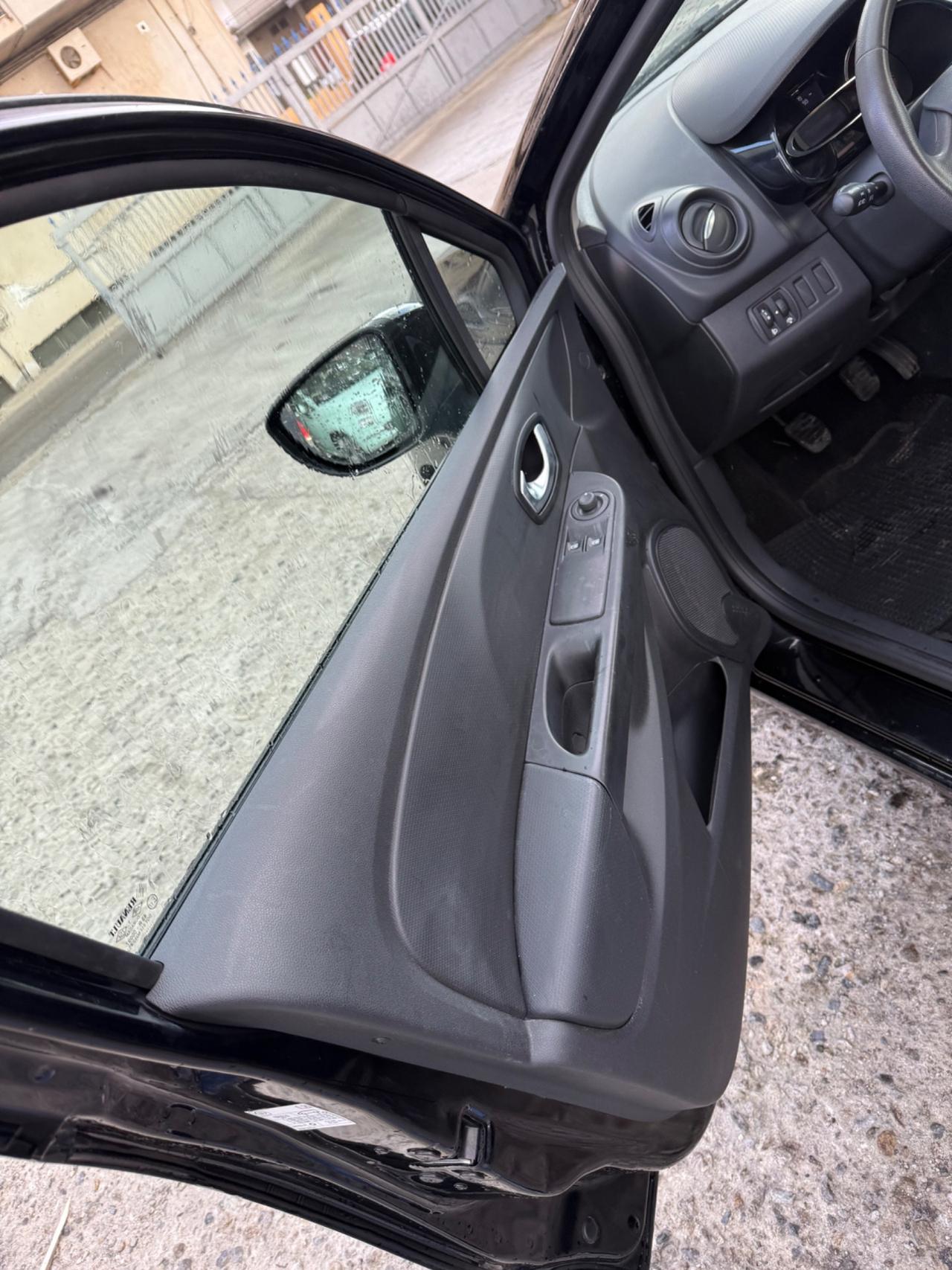 Renault Clio 1.2 75CV GPL 5 porte Van