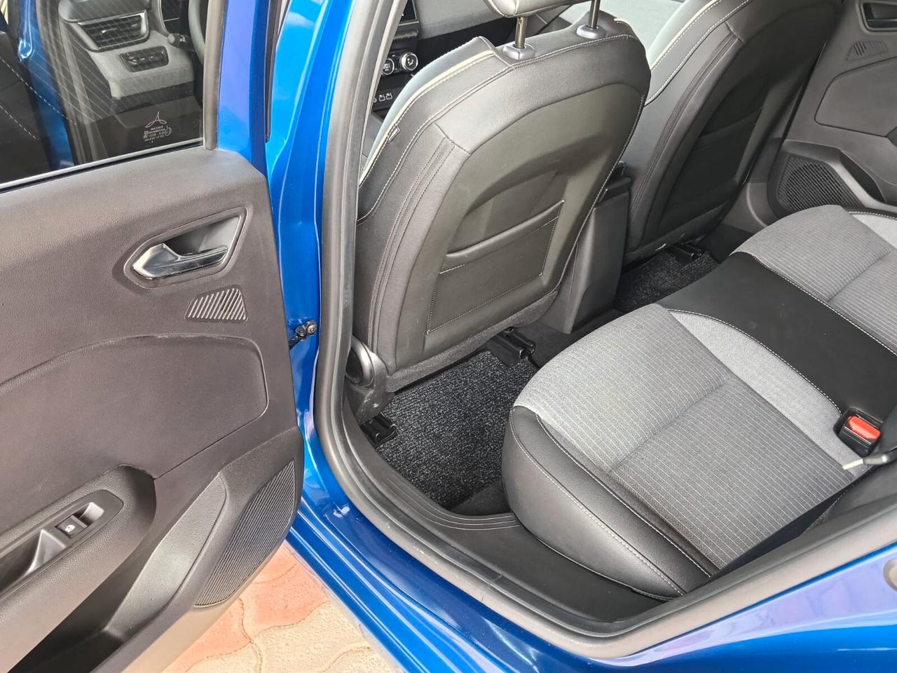 Renault Clio TCe 90 CV 5 porte Techno