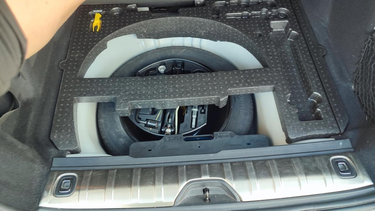 Peugeot 2008 1.6 e-HDi 115 CV Stop&Start Allure