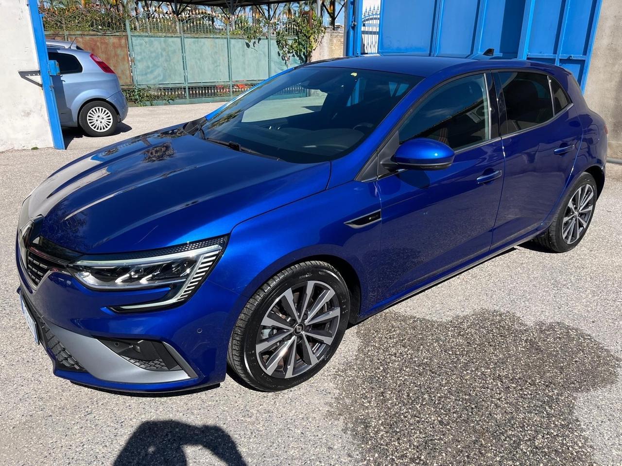 Renault megane-1.6 hybr. plug-in rs-line/aut.-2021