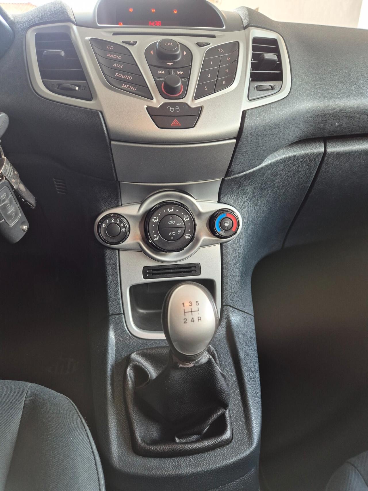 Ford Fiesta 1.2 60CV 5p. titanium 2012