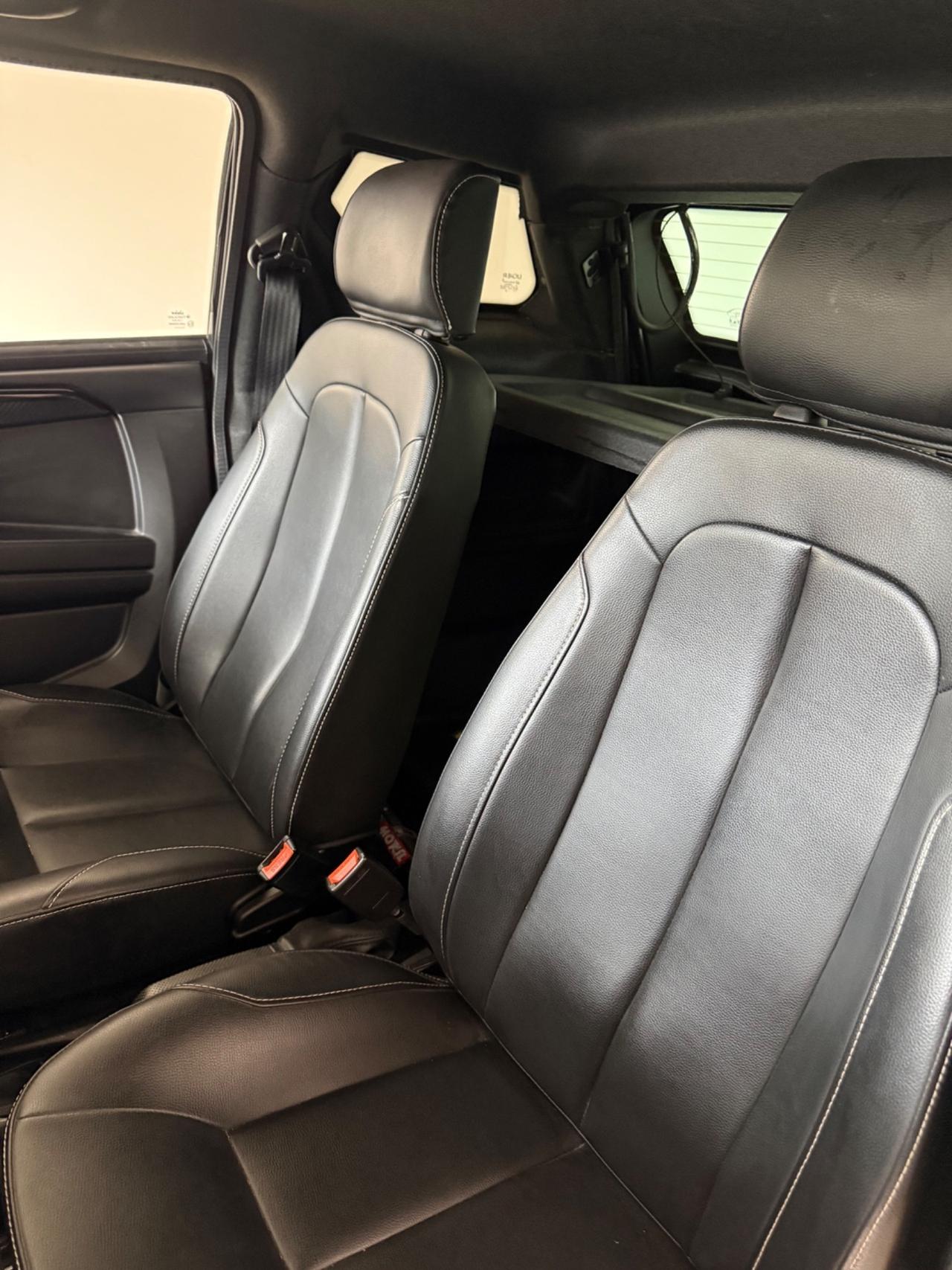 Ligier JS JS50 DCI Young Color