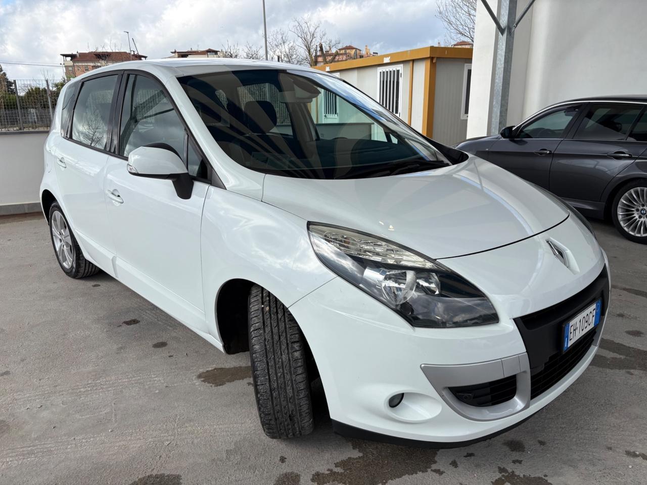 Renault Scenic Scénic X-Mod 1.6 dCi 130CV Luxe