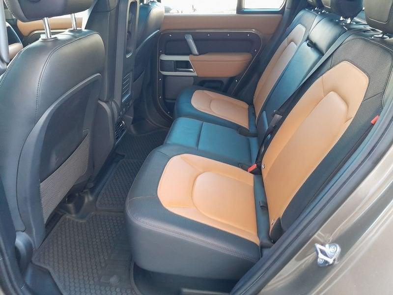 Land Rover Defender 3.0D I6 250 110 X-Dynamic SE AWD auto.